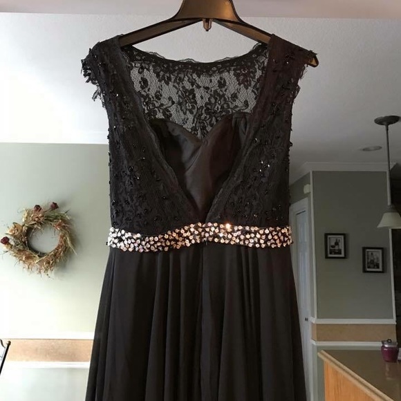 Prom Dress - Picture 4 of 4
